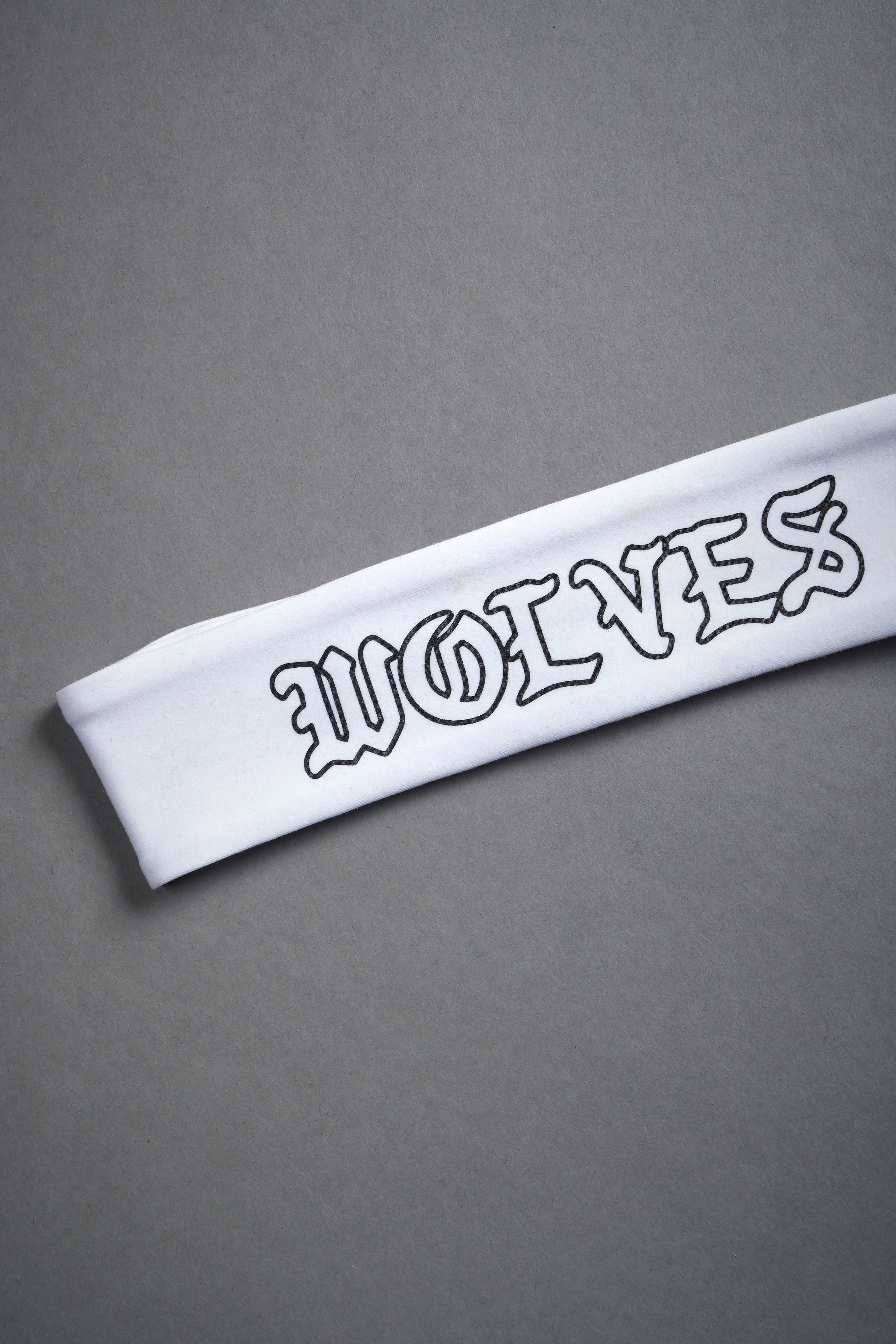 Darc Letter Energy Headband in White