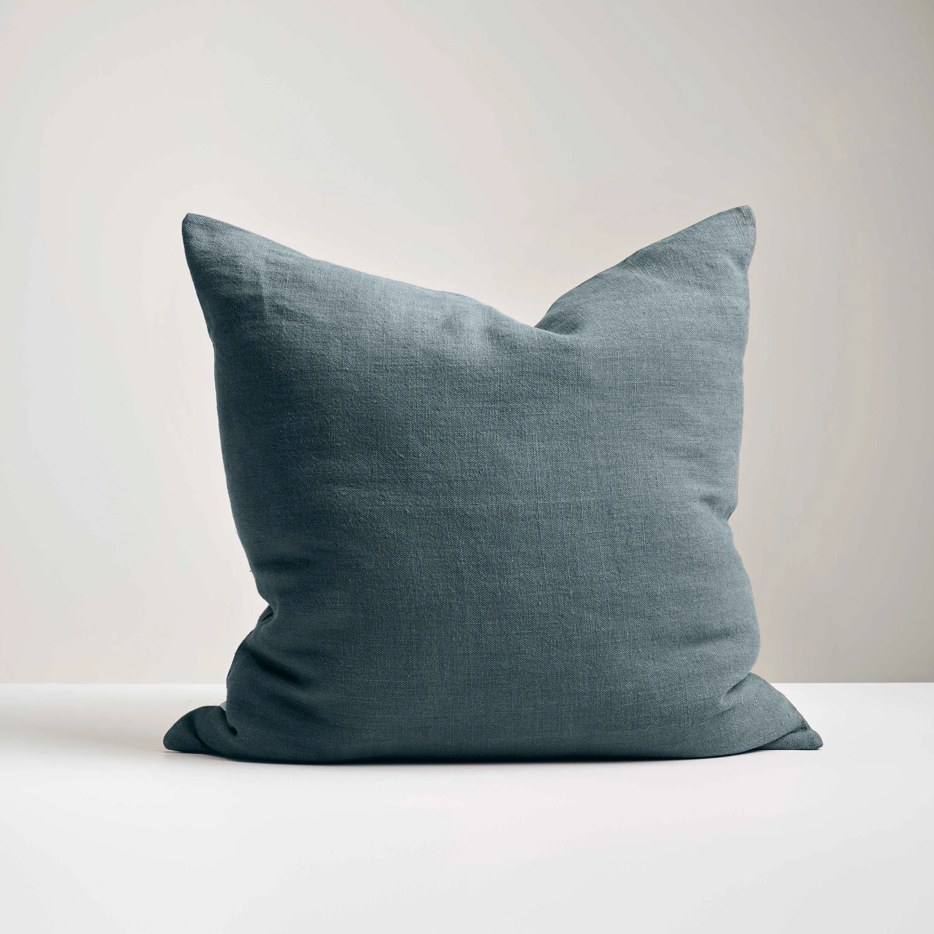 Peacock Heavy Linen Cushion