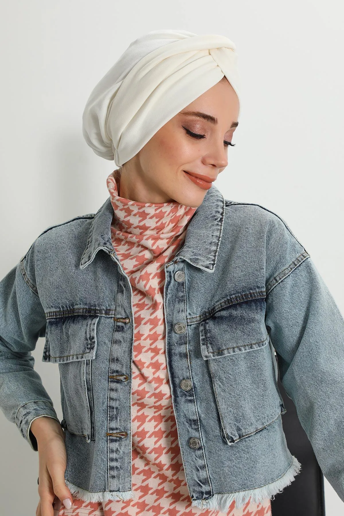 Stretchable Ribbed Winter Turban Bonnet for Women, Soft Polyviscose Headwrap, Cozy and Stylish Stretchable Headwrap for Cold Weather,B-4RB