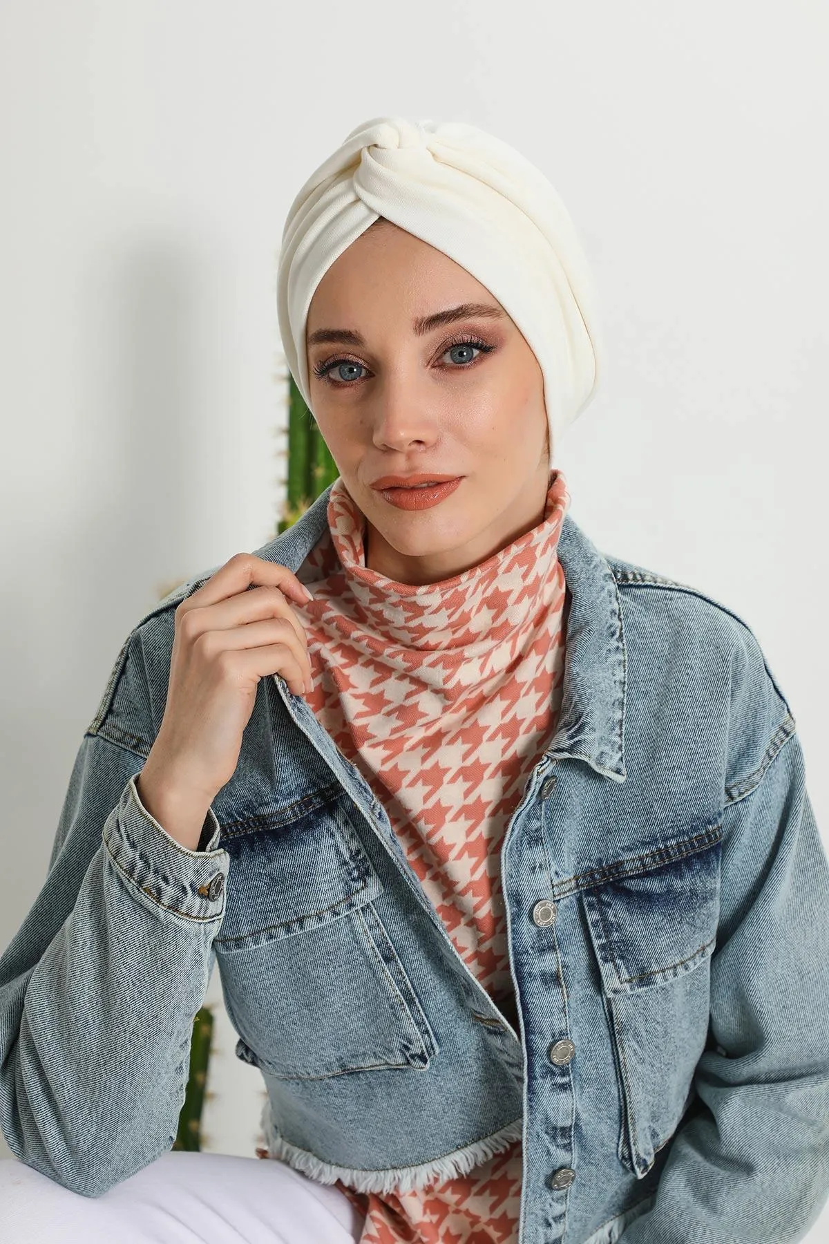 Stretchable Ribbed Winter Turban Bonnet for Women, Soft Polyviscose Headwrap, Cozy and Stylish Stretchable Headwrap for Cold Weather,B-4RB