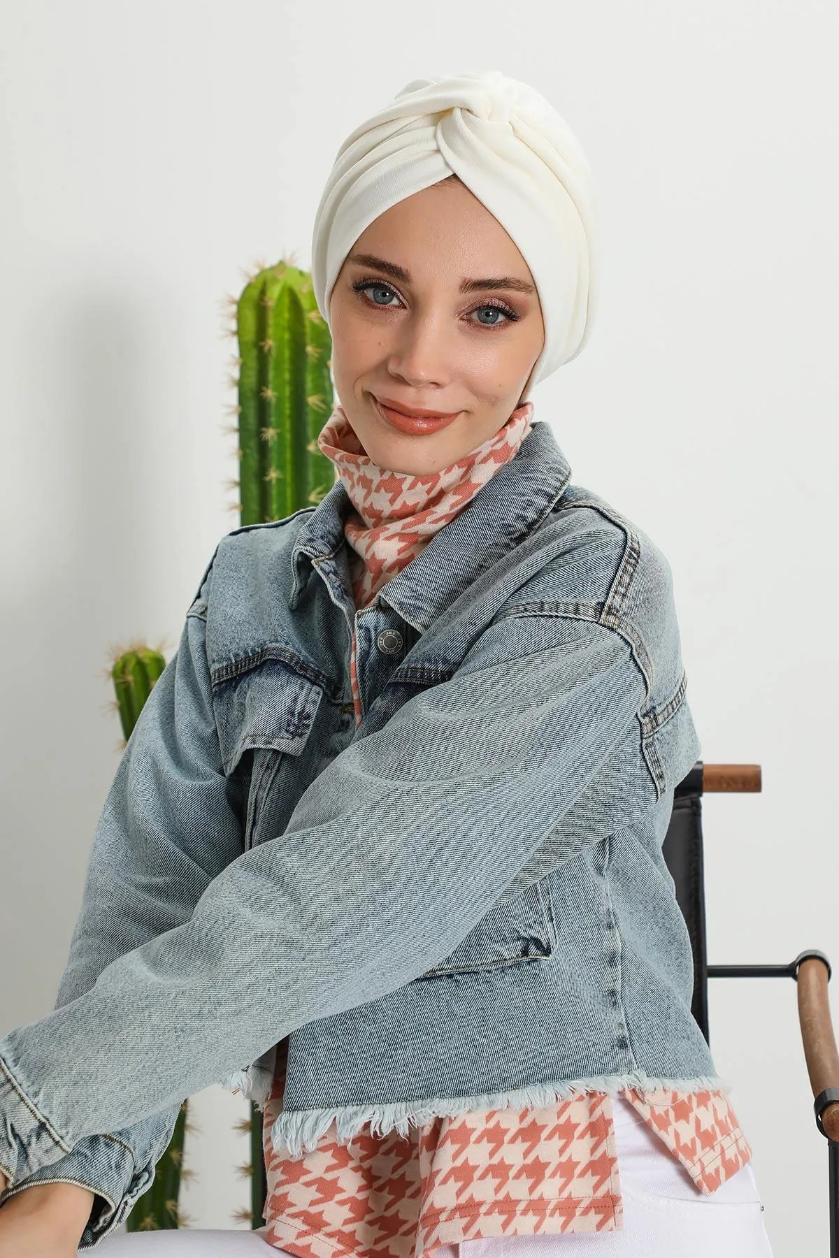 Stretchable Ribbed Winter Turban Bonnet for Women, Soft Polyviscose Headwrap, Cozy and Stylish Stretchable Headwrap for Cold Weather,B-4RB