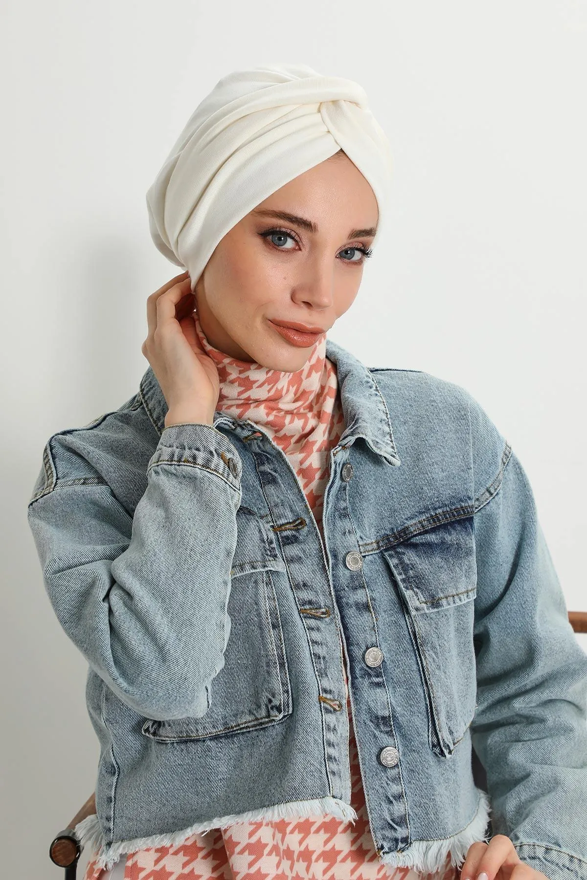 Stretchable Ribbed Winter Turban Bonnet for Women, Soft Polyviscose Headwrap, Cozy and Stylish Stretchable Headwrap for Cold Weather,B-4RB
