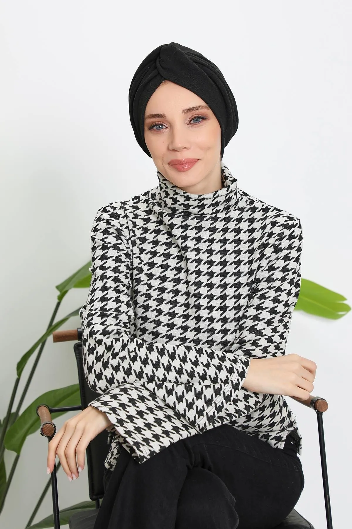 Stretchable Ribbed Winter Turban Bonnet for Women, Soft Polyviscose Headwrap, Cozy and Stylish Stretchable Headwrap for Cold Weather,B-4RB